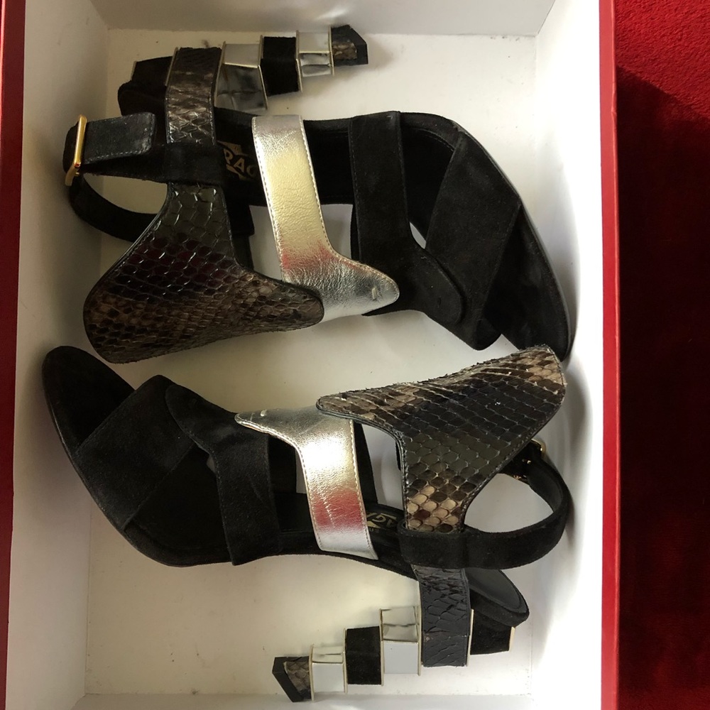 Salvatore Ferragamo shoes 👠